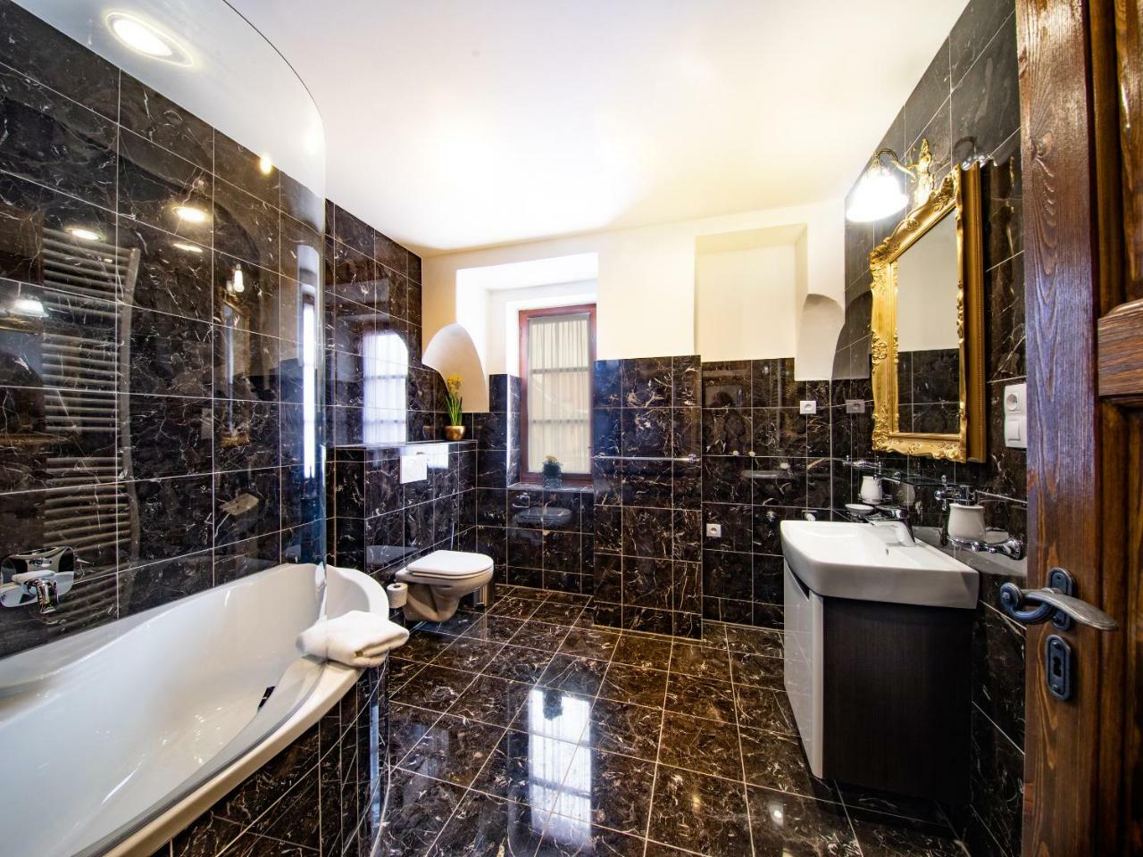 Borovany  Residence Safari Resort - Chateau المظهر الخارجي الصورة