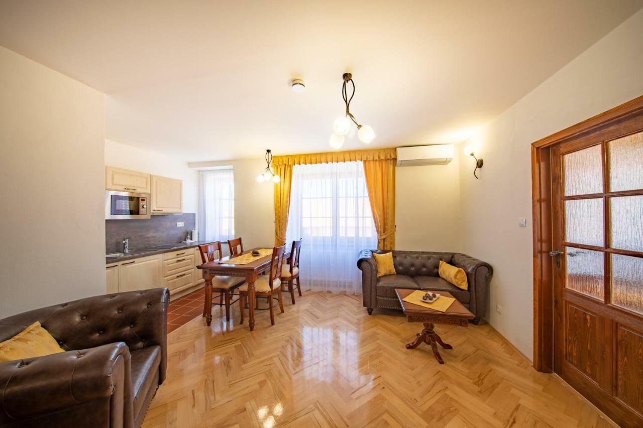 Borovany  Residence Safari Resort - Chateau المظهر الخارجي الصورة