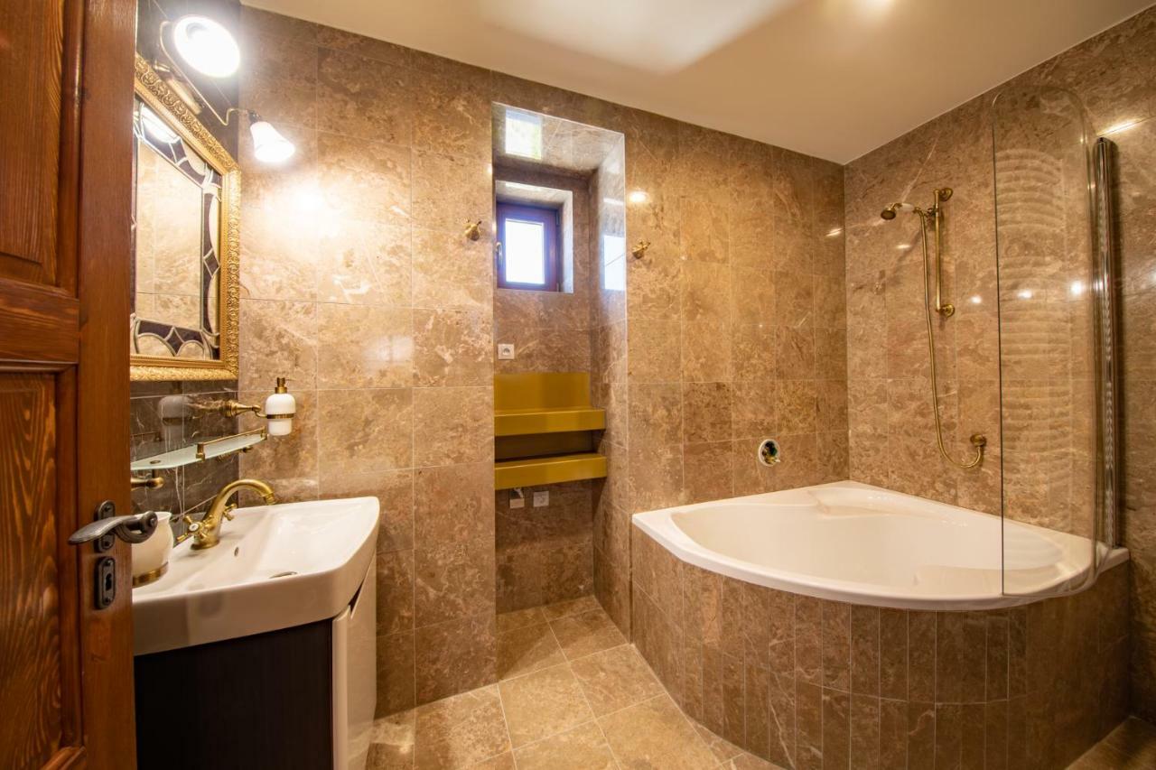 Borovany  Residence Safari Resort - Chateau المظهر الخارجي الصورة