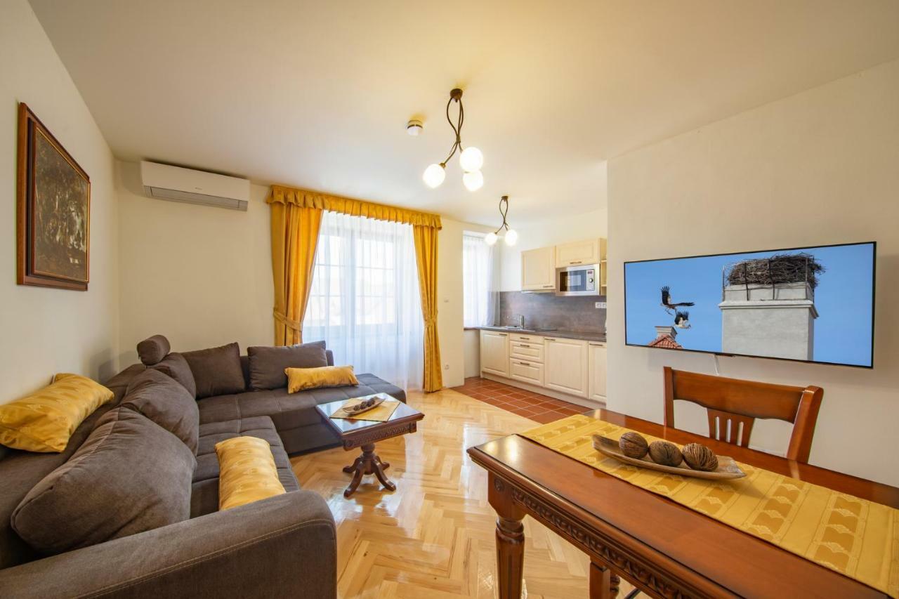 Borovany  Residence Safari Resort - Chateau المظهر الخارجي الصورة