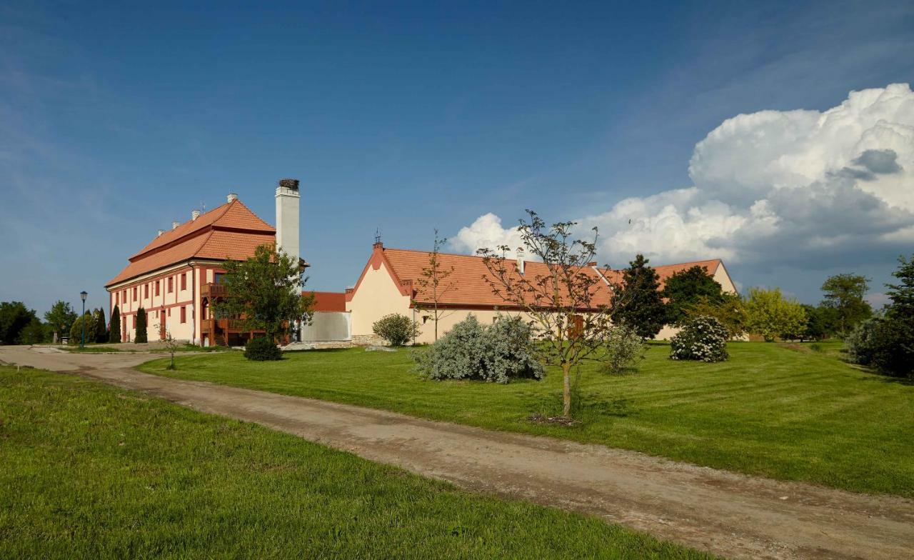 Borovany  Residence Safari Resort - Chateau المظهر الخارجي الصورة